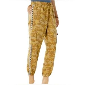 Sundance Linen Blend Camo Joggers